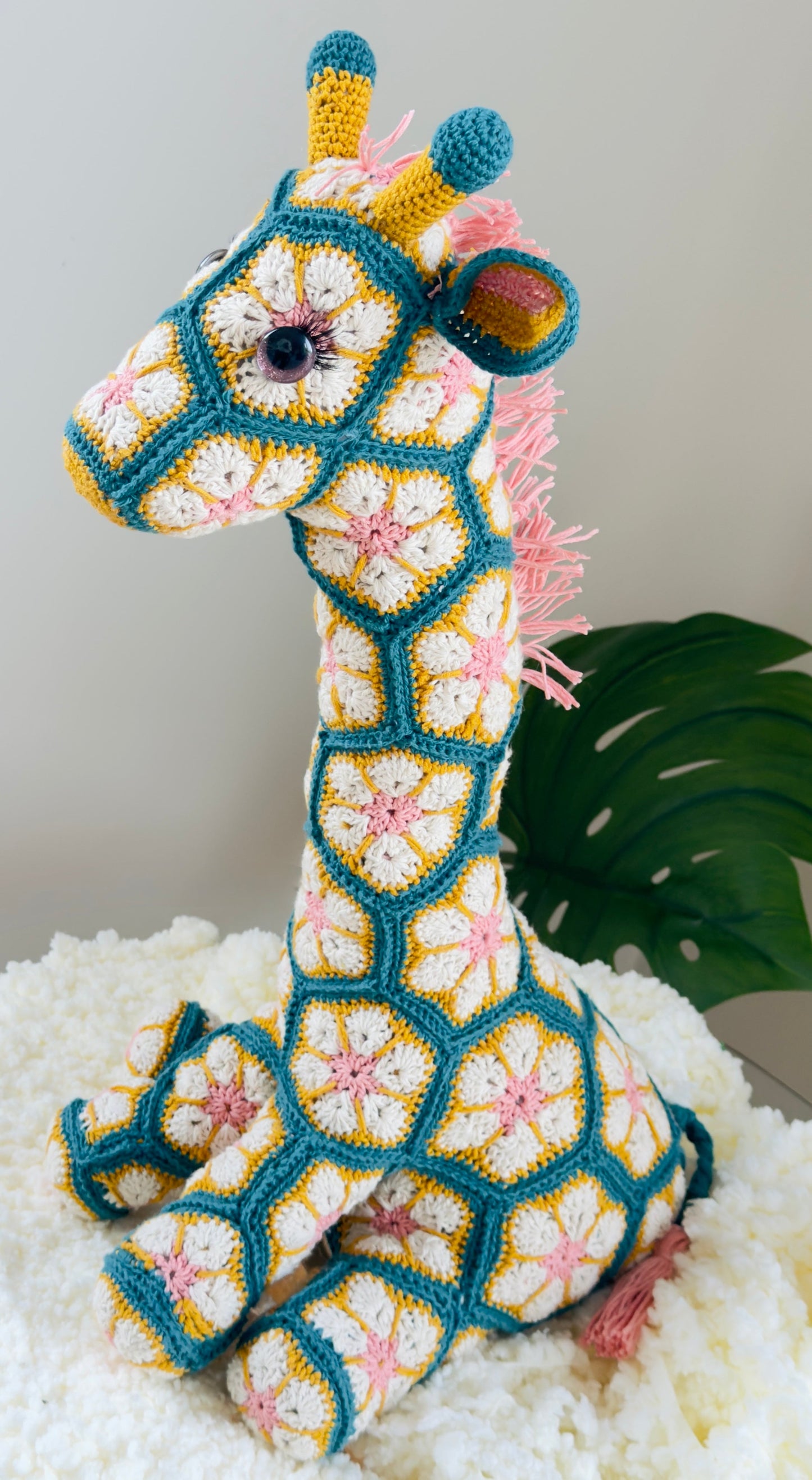 African flowers Giraffe Crochet Pattern