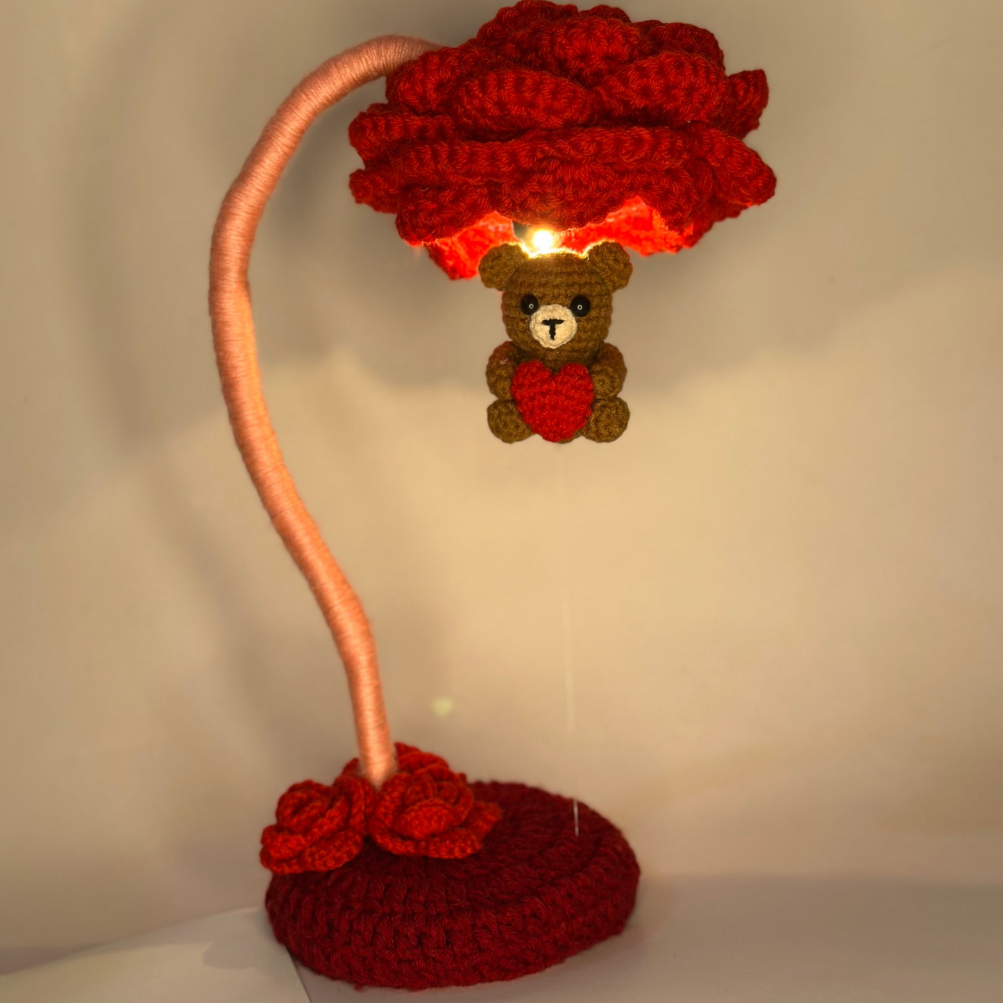 Rose Lamp with levitating Bear Crochet Pattern