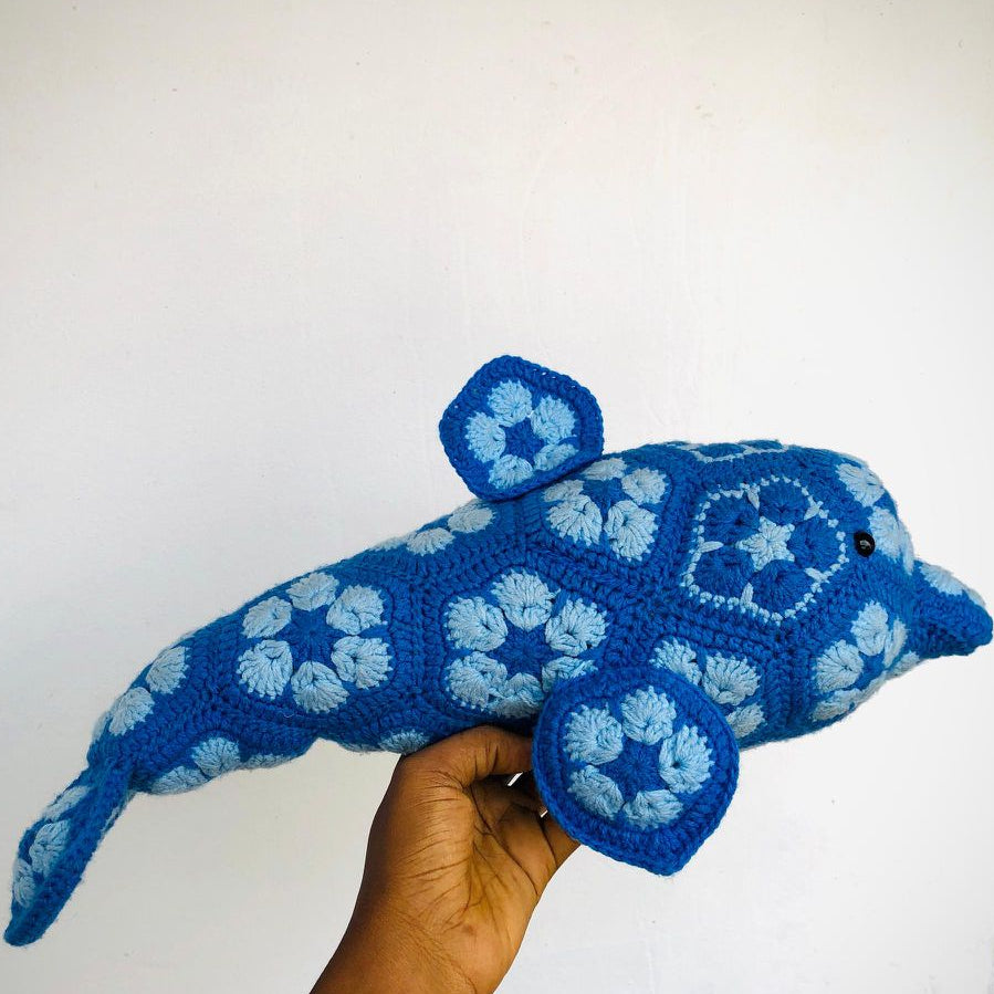 Dolphin African flowers Crochet Pattern