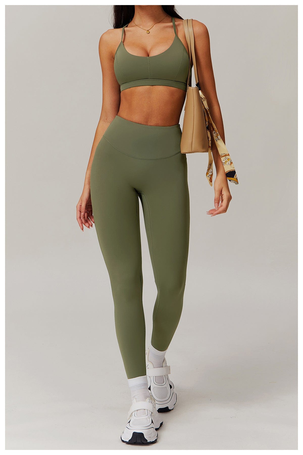 High-Support Sports Bra for Women with Removable Pads