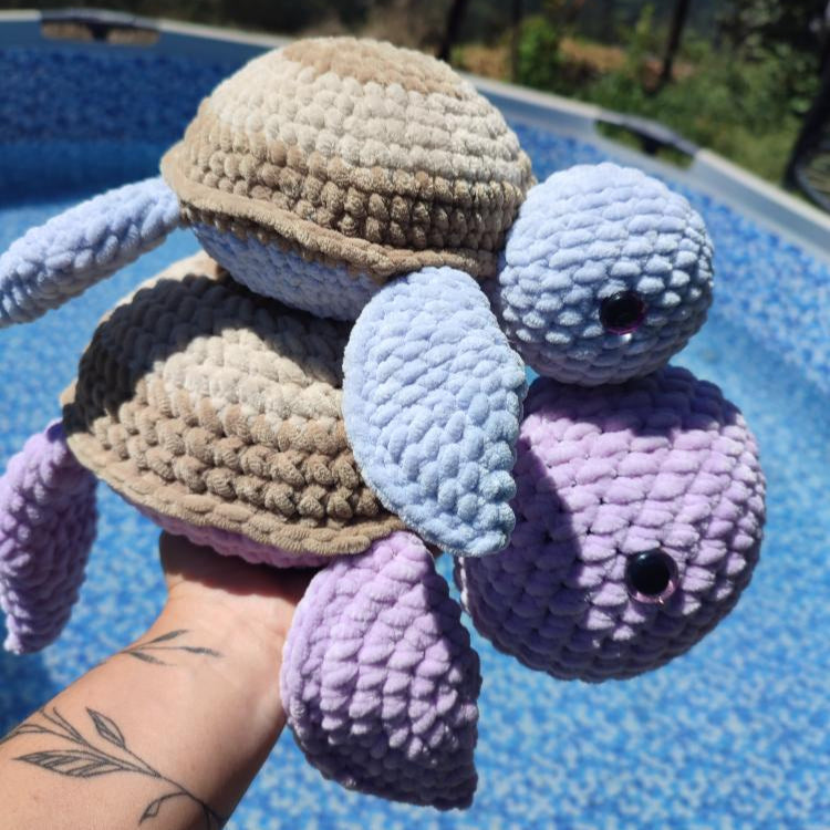 Shelly Turtle Crochet Pattern