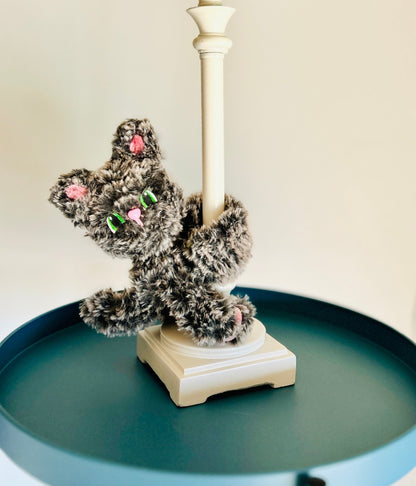 Crochet Fluffy Kitty Hugger Pattern : Adorable Amigurumi