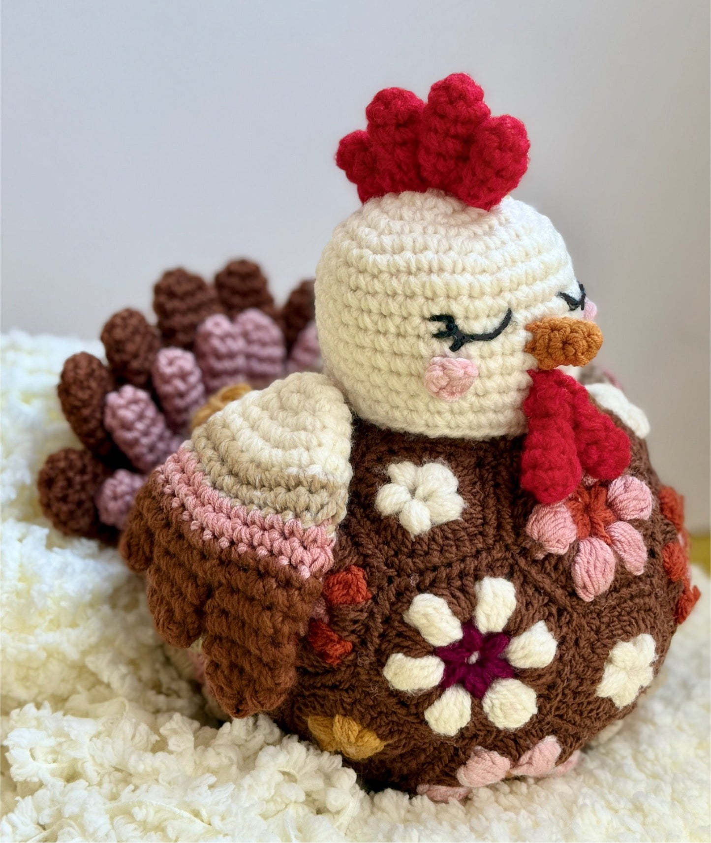 5 African Flowers Amigurumis Bundle : Owl, Triceratops , Reindeer, Hen & Fox Crochet Pattern