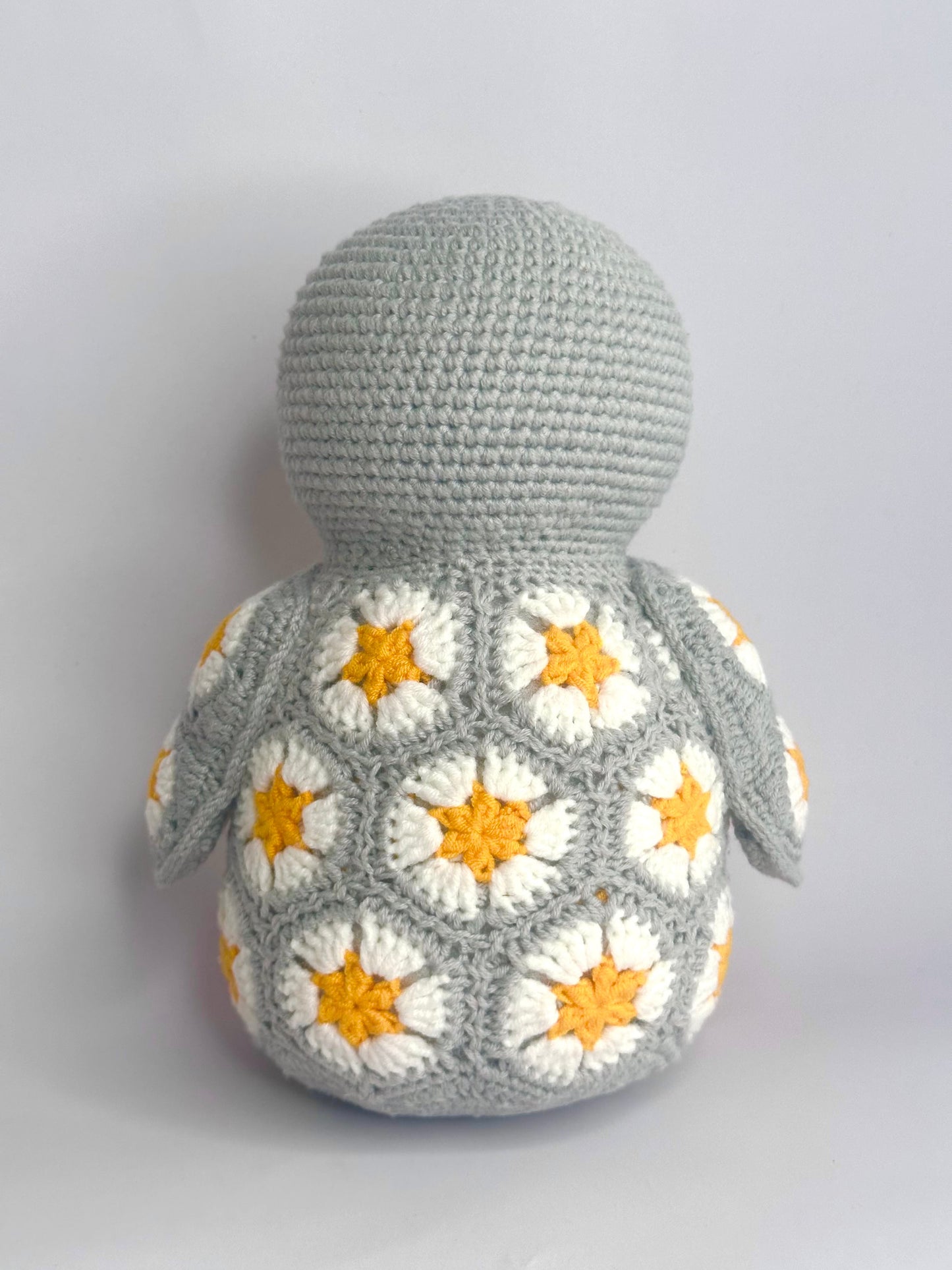 Penguin African flowers Crochet Pattern