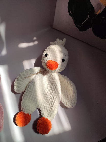 Puffy the Duck Crochet Pattern