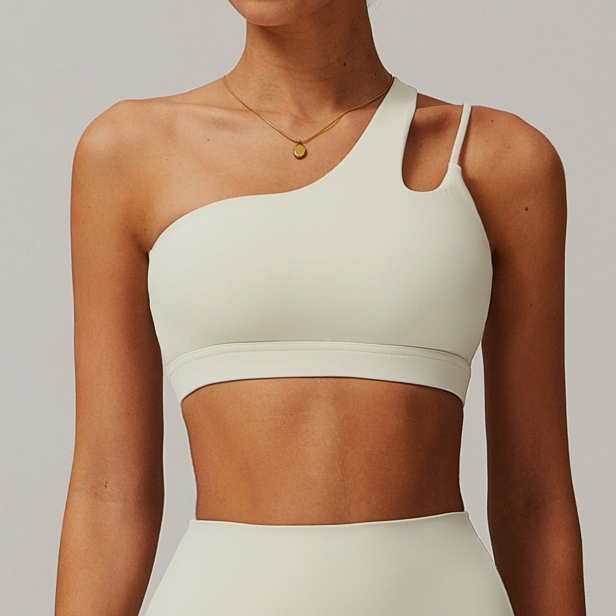 Women’s One-Shoulder Sports Bra Asymmetrical Workout Bra with Removable Pads & High Support