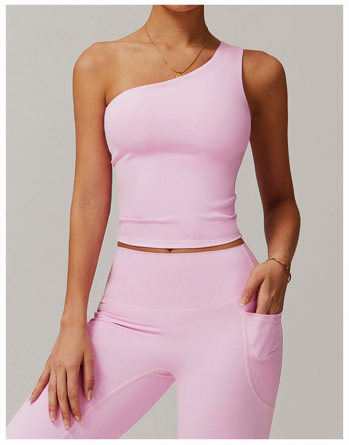 One Shoulder Workout Shaping Crop Top with Removable Chest Pads