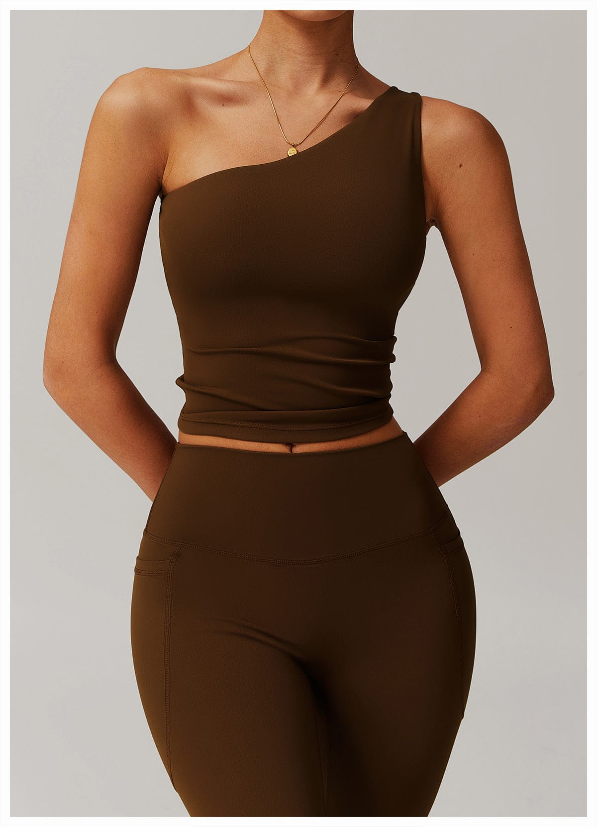 One Shoulder Workout Shaping Crop Top with Removable Chest Pads