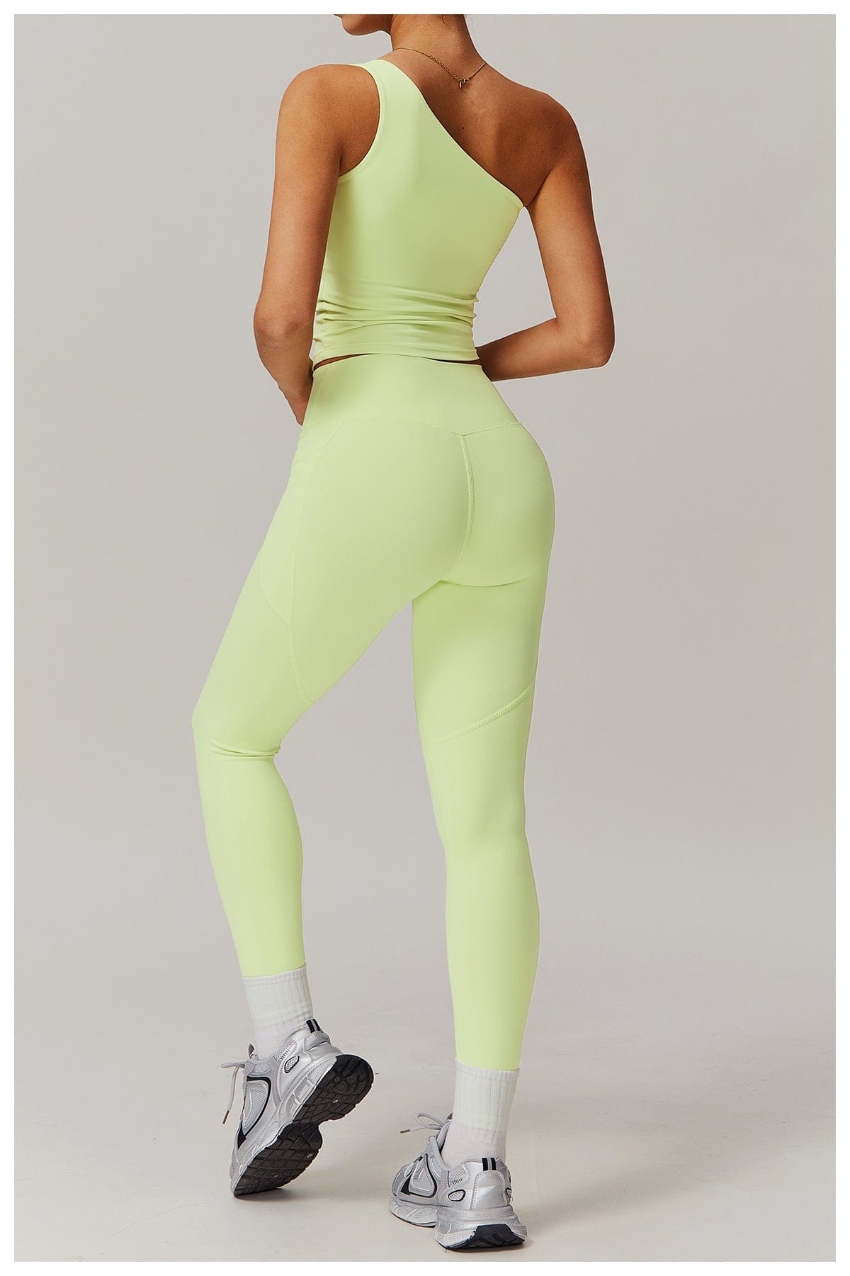 One Shoulder Workout Shaping Crop Top with Removable Chest Pads