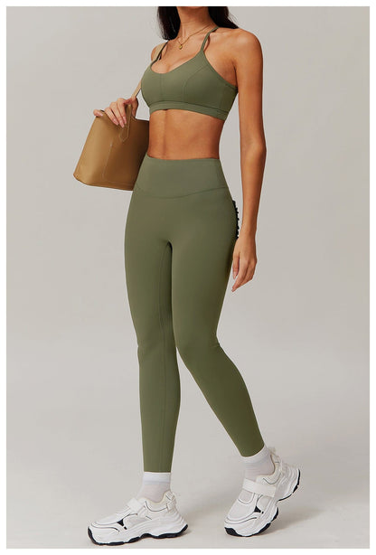 High-Support Sports Bra for Women with Removable Pads
